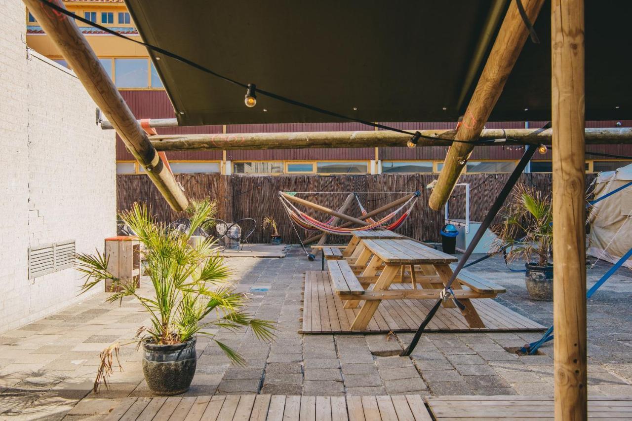 Family & Surfhostel Петтен Экстерьер фото